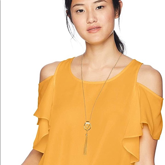 FREE w purch, NWOT, cold shoulder, yellow flutter summer blouse - Picture 11 of 13